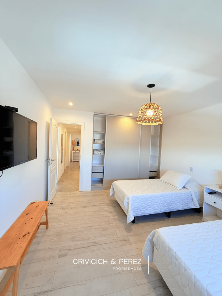 Semipiso de 3 ambientes sobre Av. Paso 