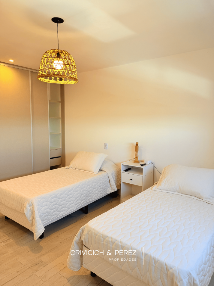 Semipiso de 3 ambientes sobre Av. Paso 