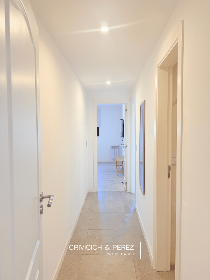 Semipiso de 3 ambientes sobre Av. Paso 