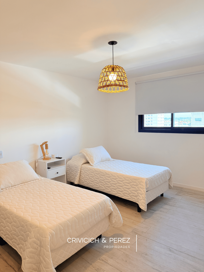 Semipiso de 3 ambientes sobre Av. Paso 