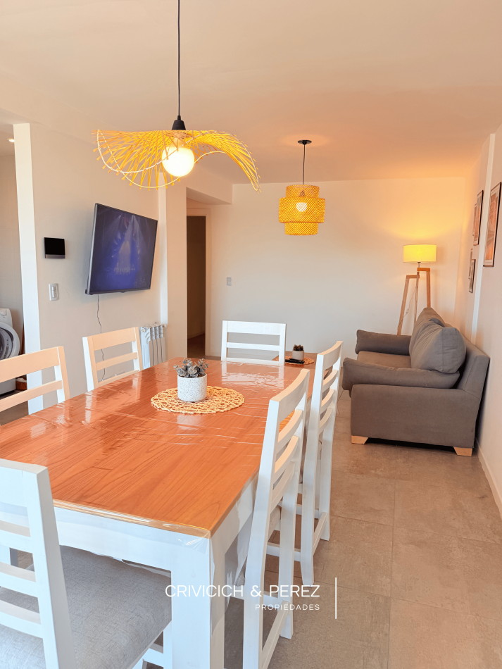 Semipiso de 3 ambientes sobre Av. Paso 