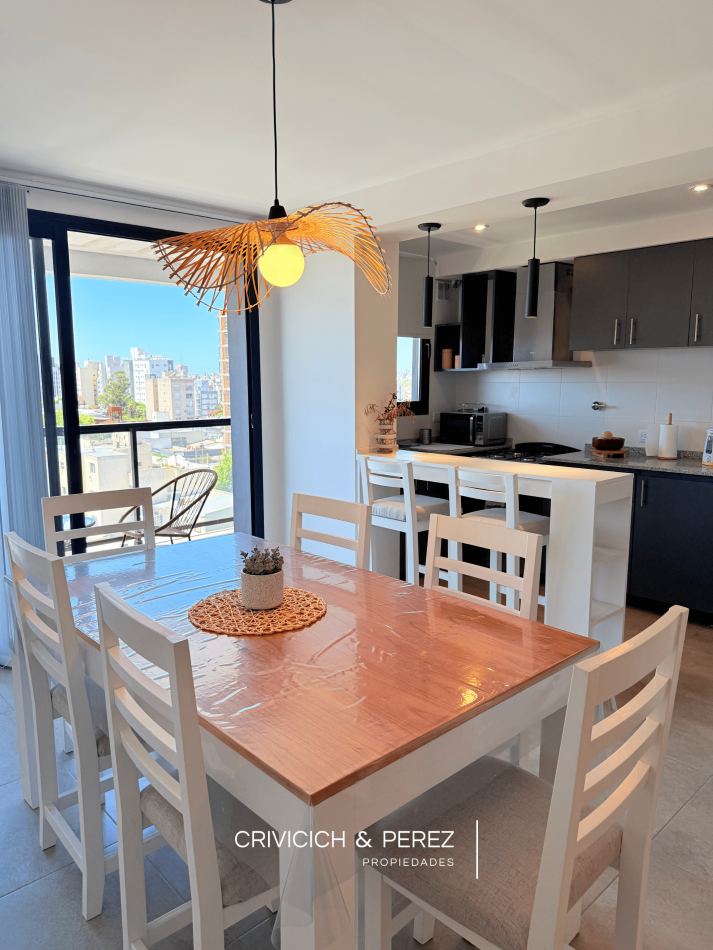 Semipiso de 3 ambientes sobre Av. Paso 