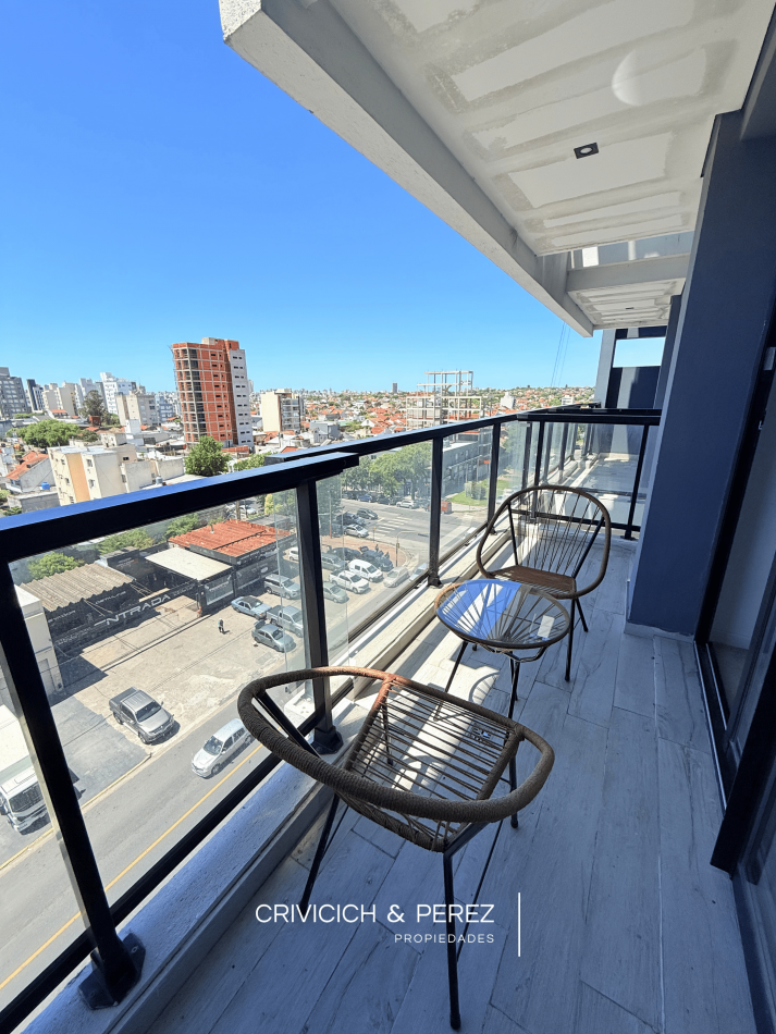 Semipiso de 3 ambientes sobre Av. Paso 