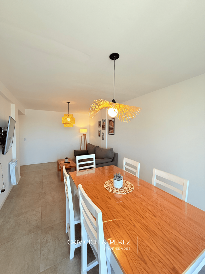 Semipiso de 3 ambientes sobre Av. Paso 