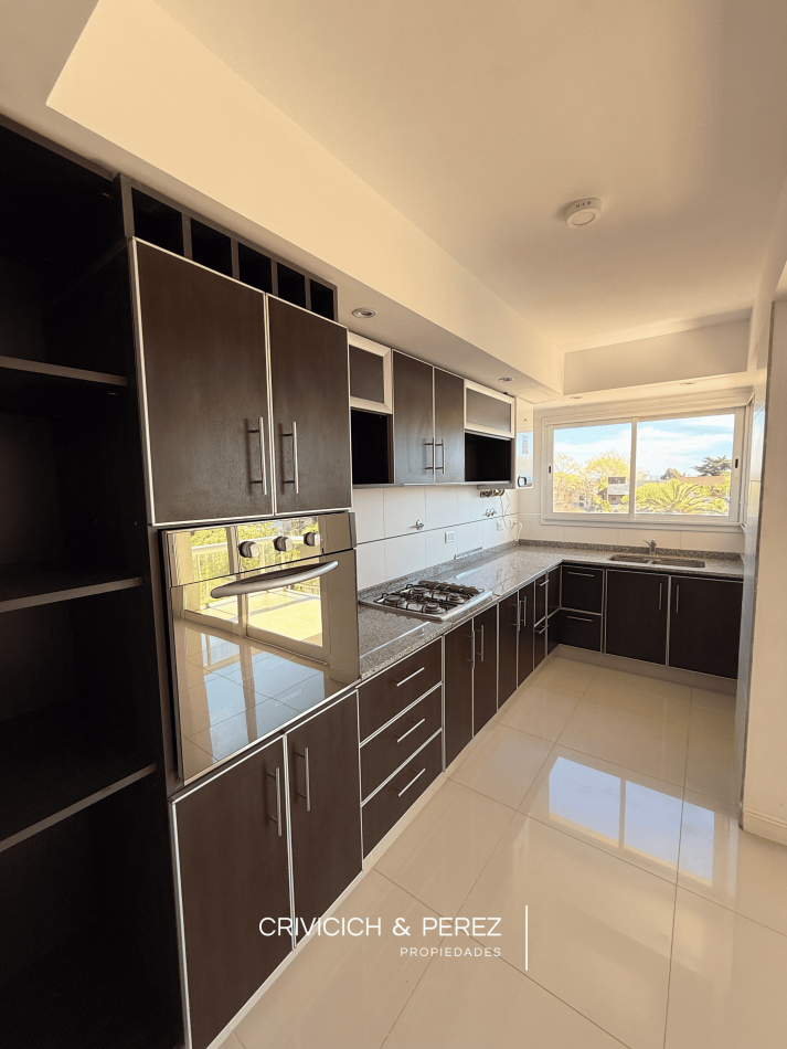 Departamento 2 ambientes - Zona Playa Grande