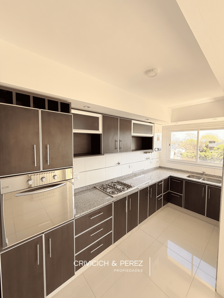 Departamento 2 ambientes - Zona Playa Grande