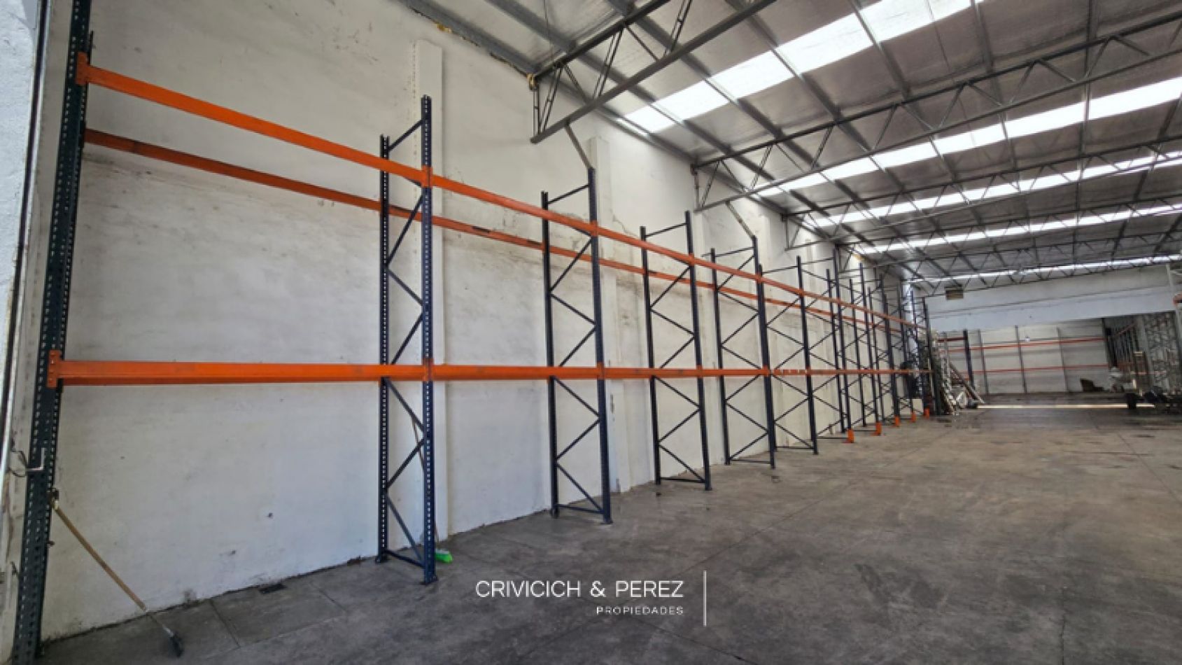 Galpon de 1.000m² en alquiler 