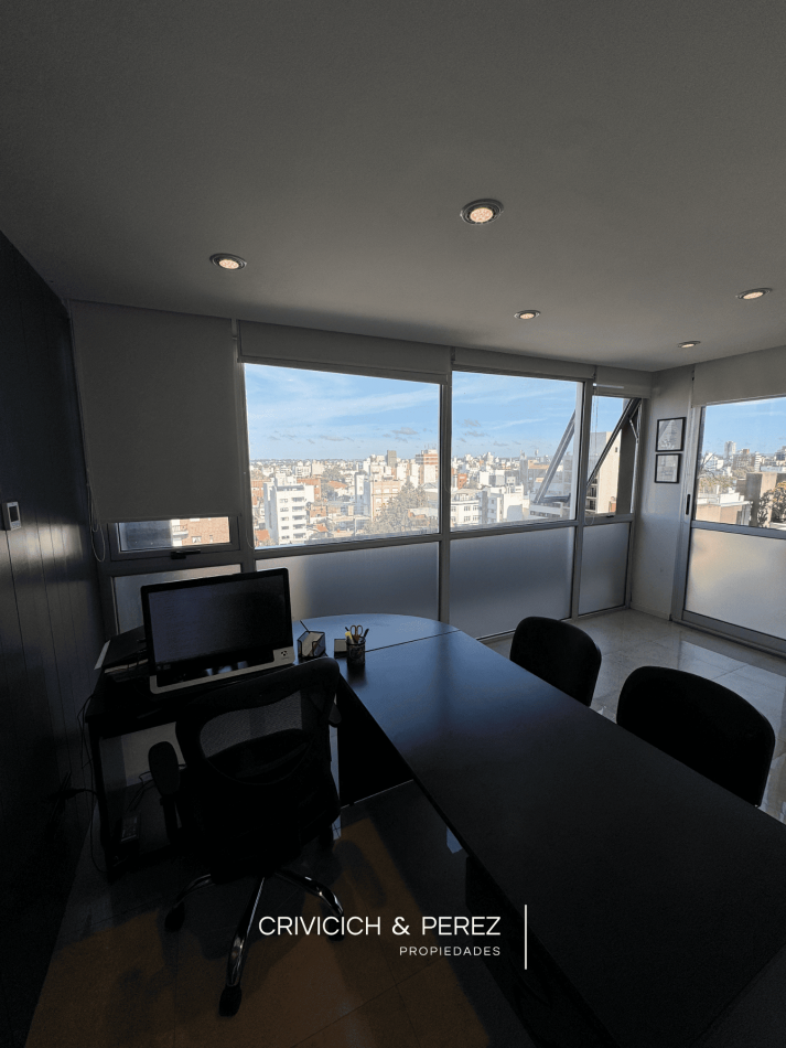 Oficina en venta - Rawson 2431