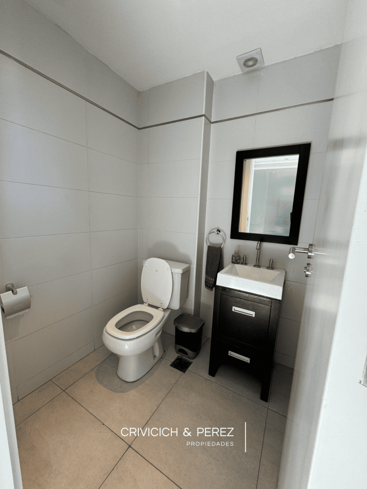 Oficina en venta - Rawson 2431