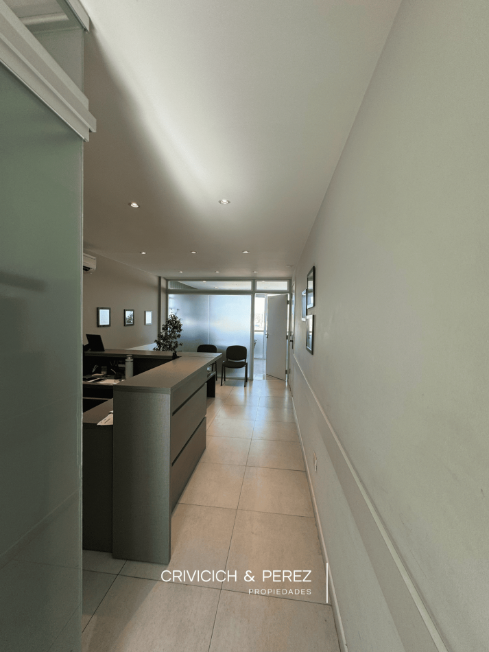 Oficina en venta - Rawson 2431