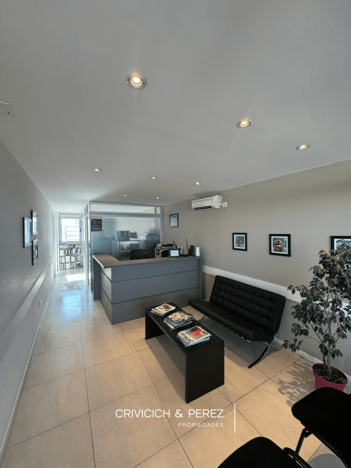 Oficina en venta - Rawson 2431