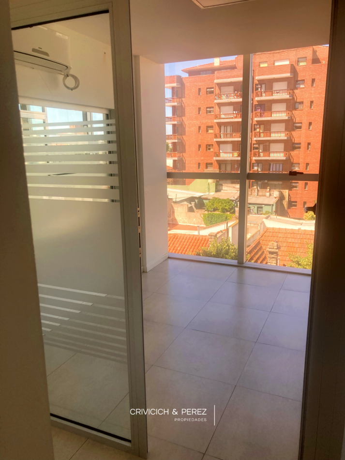 Oficina en venta - Rawson 2431