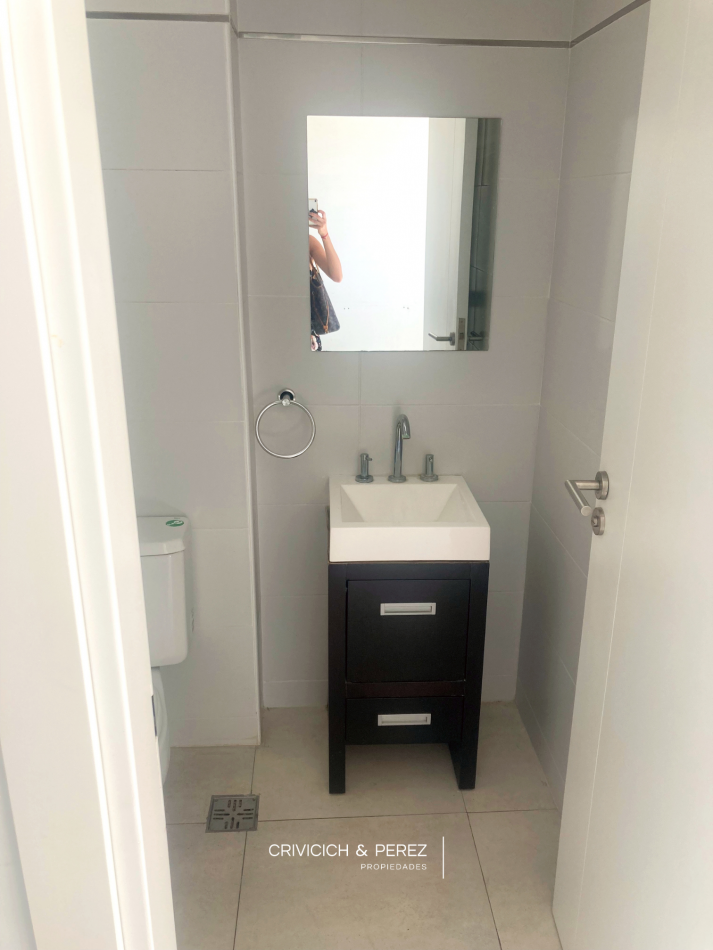 Oficina en venta - Rawson 2431