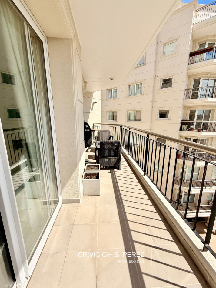 Departamento 3 ambientes - Zona Guemes con Cochera y Baulera