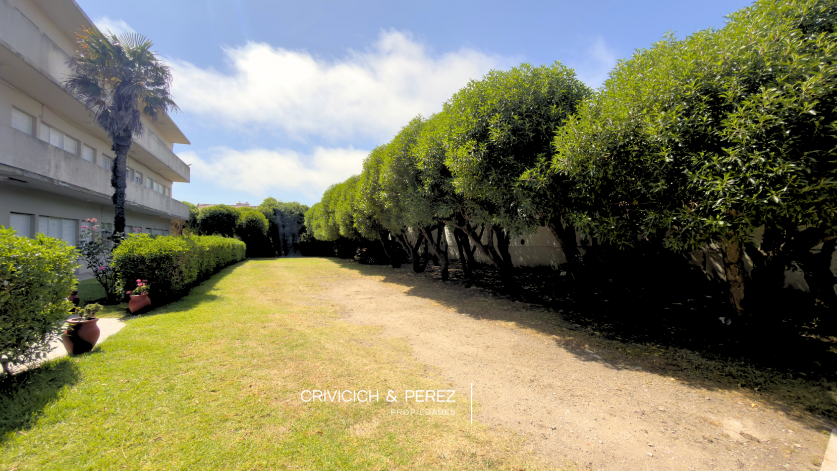 DEPARTAMENTO EN VENTA - PUNTA MOGOTES