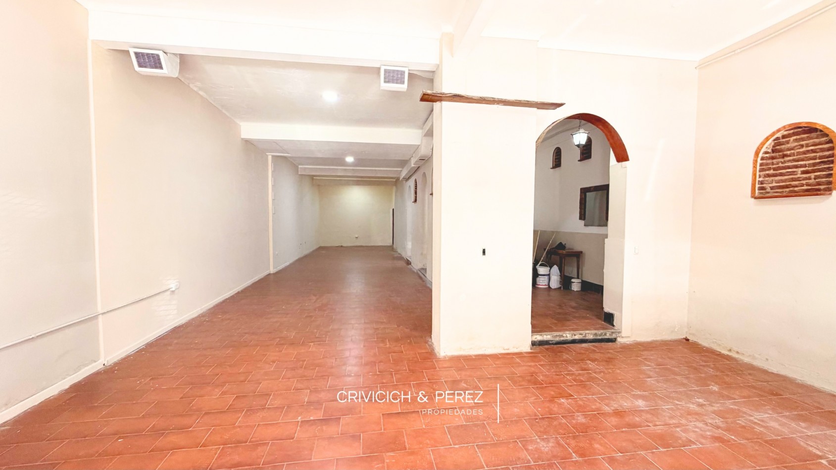 Alquiler comercial centro 