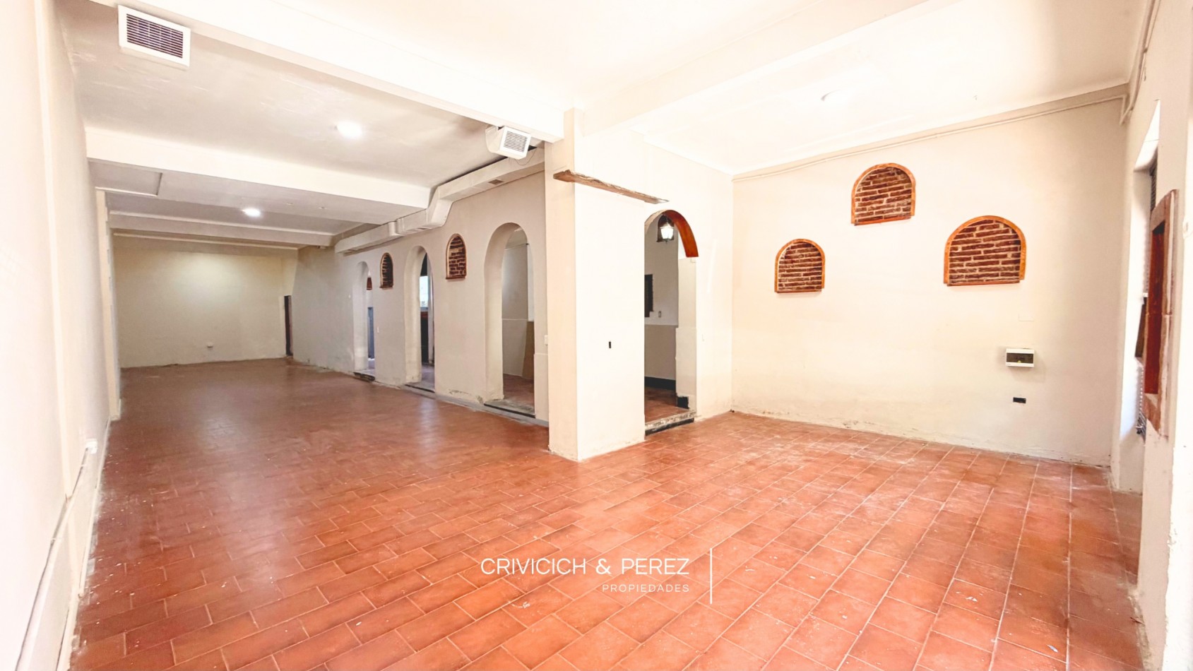 Alquiler comercial centro 