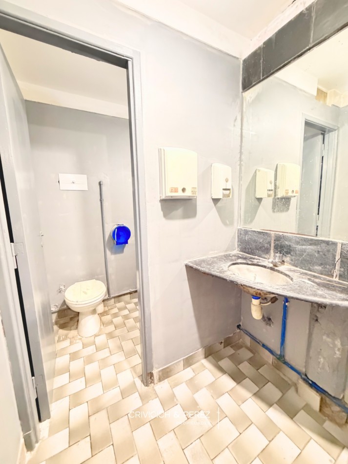 Alquiler comercial centro 