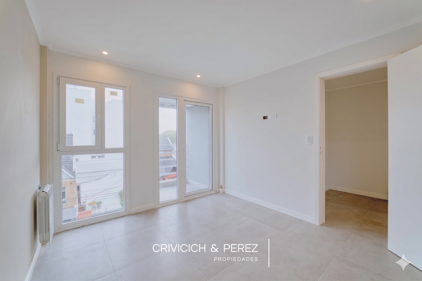 Departamento  3 ambientes a estrenar con parrilla y cochera 