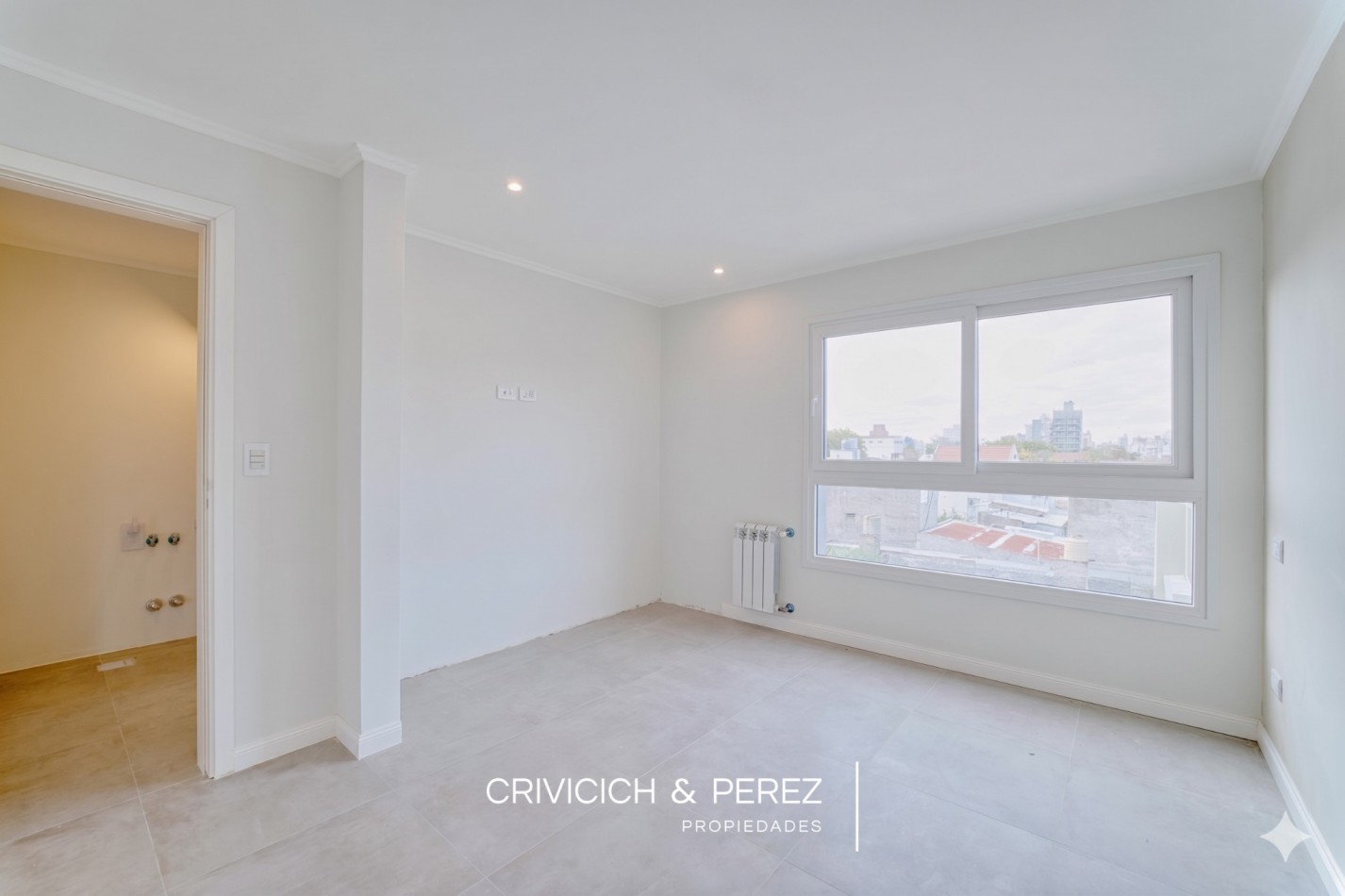 Departamento  3 ambientes a estrenar con parrilla y cochera 