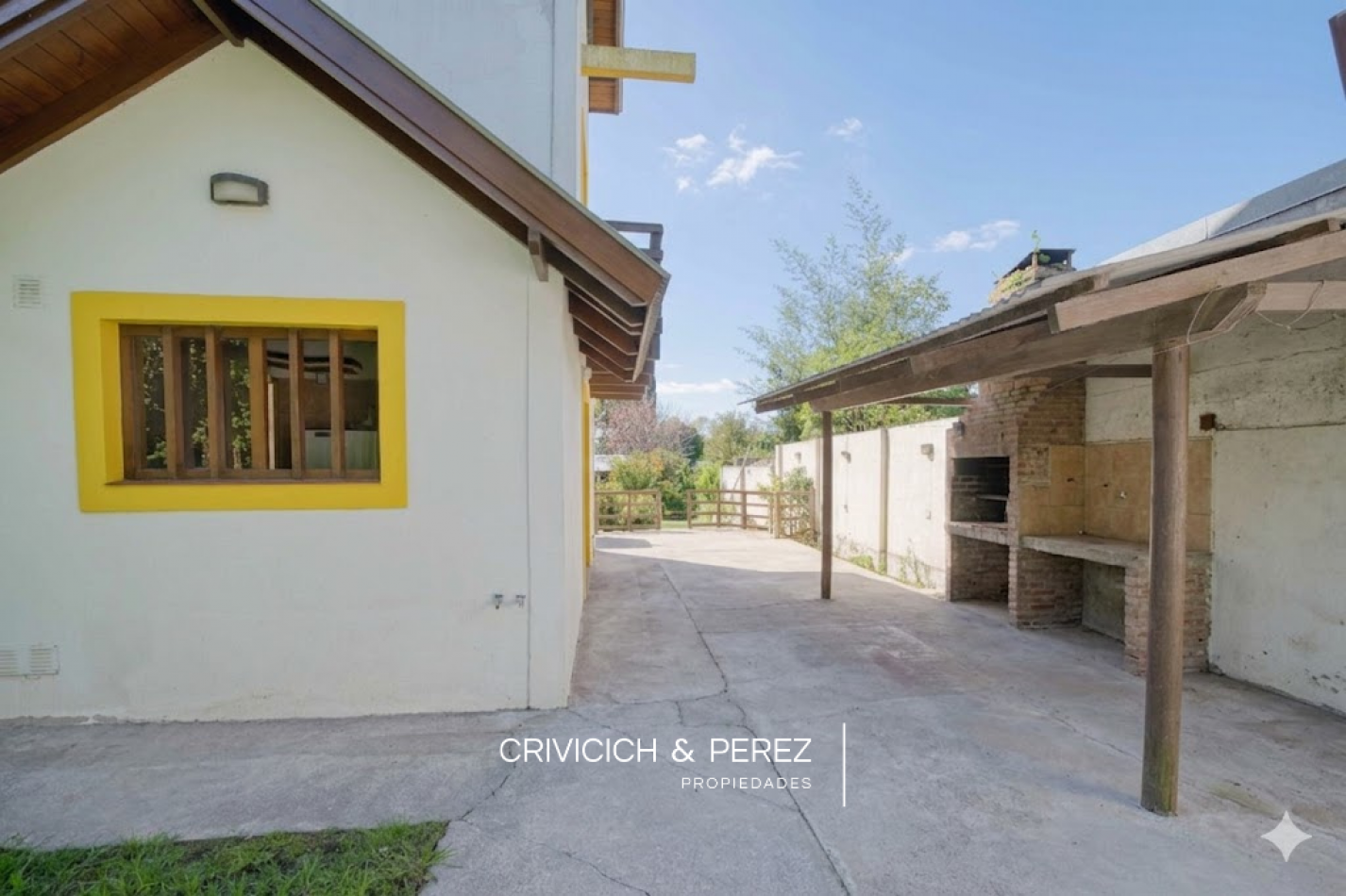 Casa en venta - Bosque Peralta Ramos 