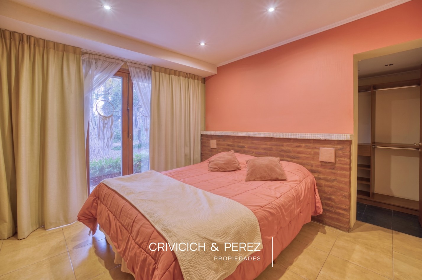 Casa en venta - Bosque Peralta Ramos 