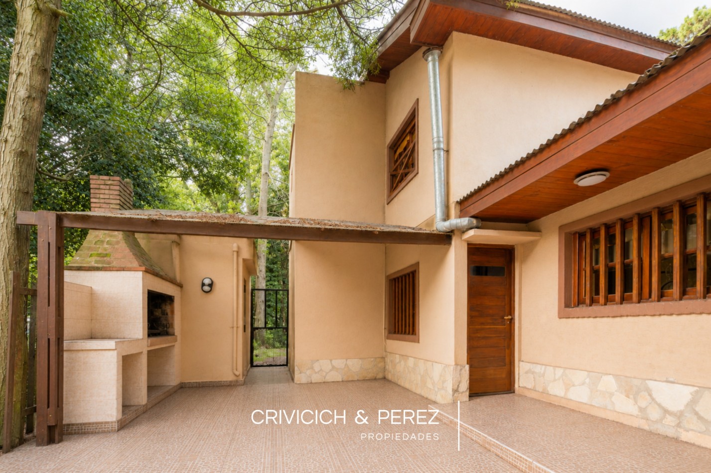 Casa en venta - Bosque Peralta Ramos 
