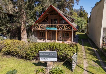 CABAÑA ESTILO PATAGONICO - BOSQUE PERALTA RAMOS 